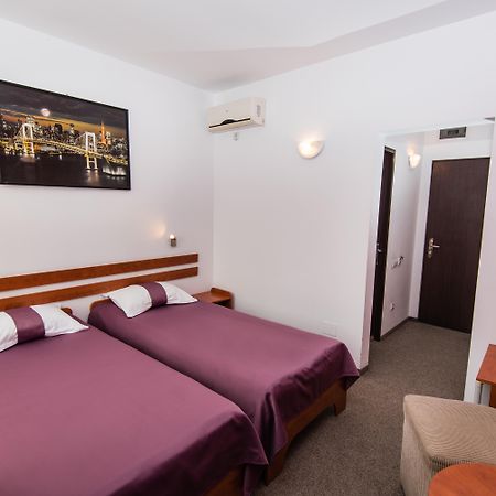 Hotel Alexis Клуж-Напока Екстер'єр фото