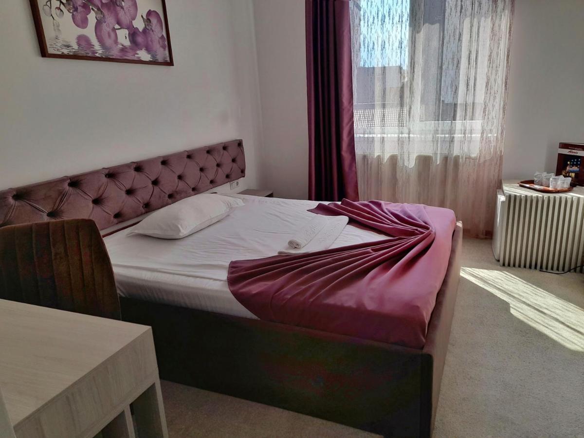Hotel Alexis Клуж-Напока Екстер'єр фото