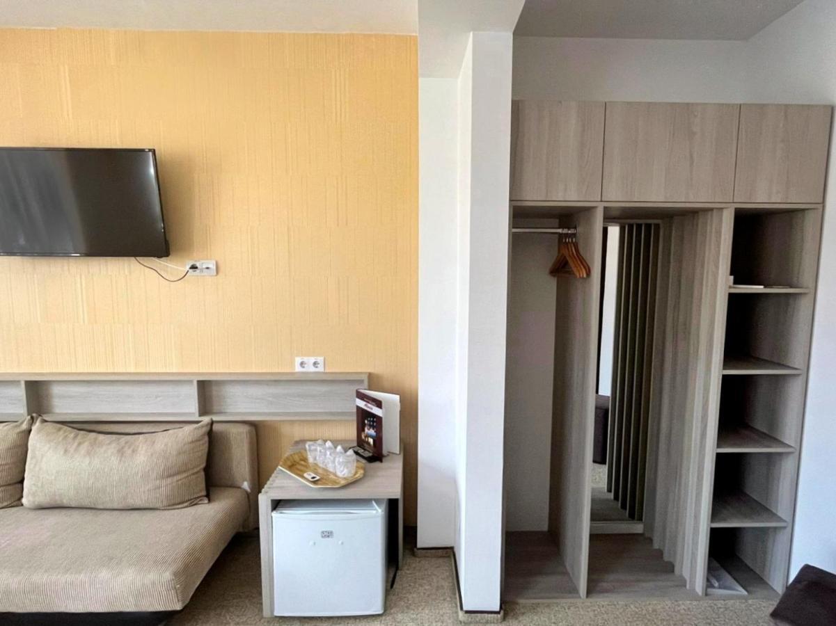Hotel Alexis Клуж-Напока Екстер'єр фото